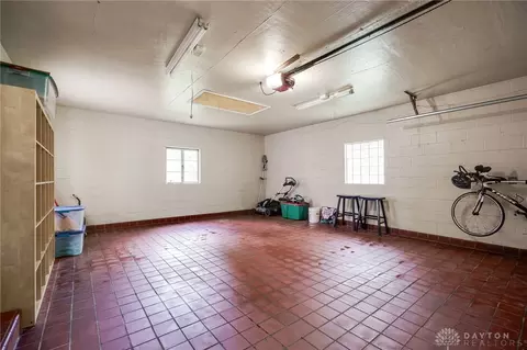 103 Castle Dr, Dayton, OH 45429 photo 30