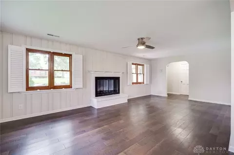 103 Castle Dr, Dayton, OH 45429 photo 9