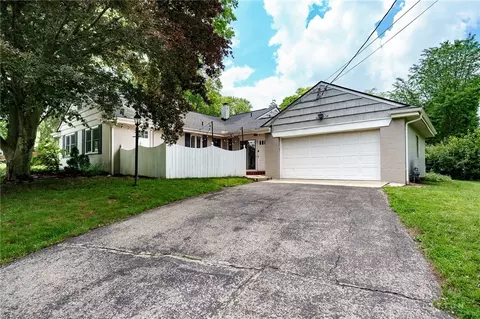 103 Castle Dr, Dayton, OH 45429 photo 39