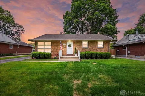 1453 Allanwood Ln, Dayton, OH 45432