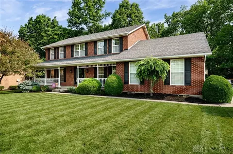 6940 Crown Pointe Dr, Hamilton, OH 45011