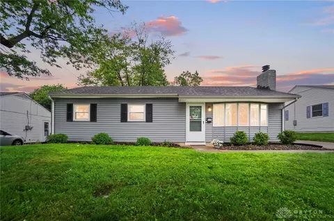 2541 Barryknoll St, Kettering, OH 45420