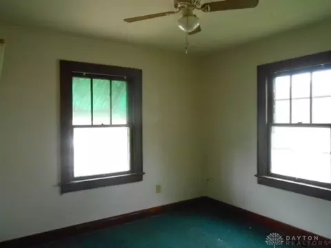 1202 Burt St, Springfield, OH 45505 photo 4