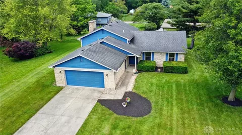 2565 Chess Wood Pt, Washington Township, OH 45458