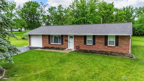 2325 Mardell Dr, Dayton, OH 45459