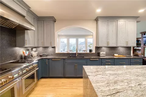 Kitchen - 7760 Ingrams Ridge Dr, Cincinnati, OH 45244 photo 1 of 7