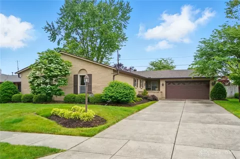 348 Cambridge Dr, Fairborn, OH 45324