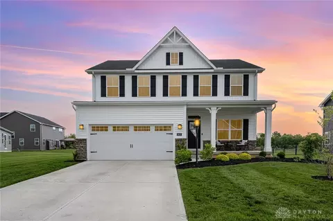 2415 David Grey Cir, Dayton, OH 45434