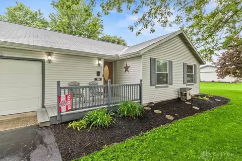 40 Dooley Dr, North Lewisburg, OH 43060