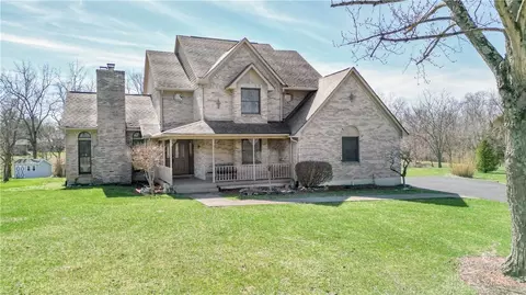 343 White Oak Dr, Wilmington, OH 45177
