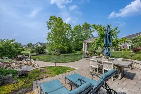 Exterior - 370 Clearsprings Dr, Springboro, OH 45066 photo 13 of 24