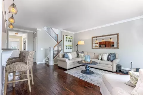 Living - 370 Clearsprings Dr, Springboro, OH 45066 photo 2 of 2