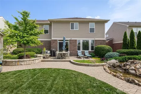 Exterior - 370 Clearsprings Dr, Springboro, OH 45066 photo 9 of 24