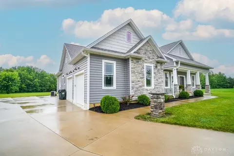 Exterior - 1122 Cheyenne Ct, Morrow, OH 45152 photo 3 of 14