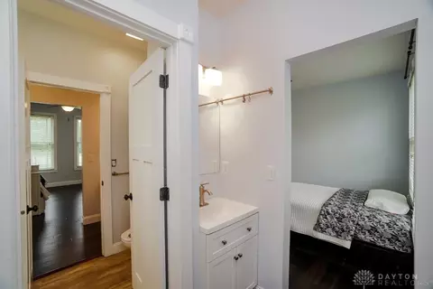 Entry Way - 1122 Cheyenne Ct, Morrow, OH 45152 photo 5 of 8
