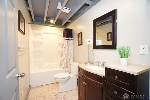 Bath - 1122 Cheyenne Ct, Morrow, OH 45152 photo 4 of 4