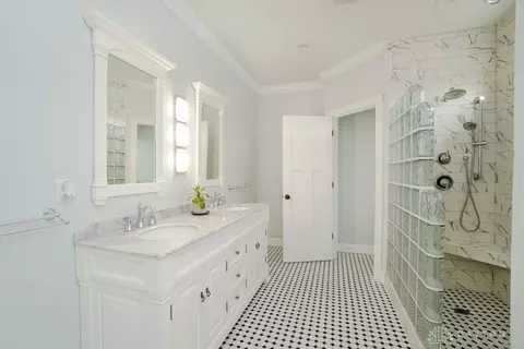 Bath - 1122 Cheyenne Ct, Morrow, OH 45152 photo 1 of 4