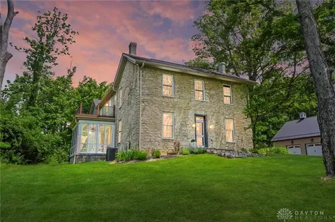 575 Nutt Rd, Washington Township, OH 45458