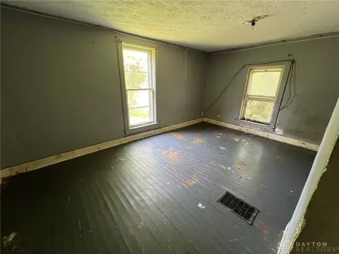 Bedroom - 1513 Lexington Ave, Springfield, OH 45505 photo 4 of 5