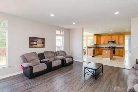 109 Barnside Dr, Union, OH 45322 photo 7