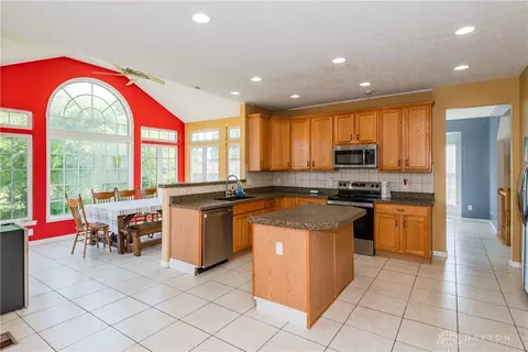 109 Barnside Dr, Union, OH 45322 photo 13
