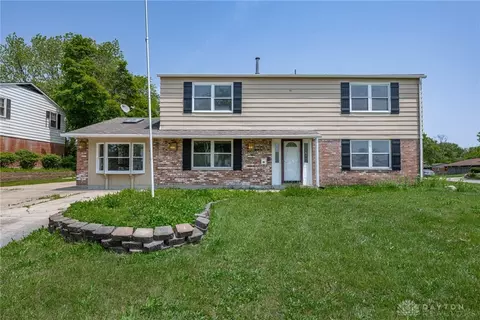 6800 Cicero Ct, Huber Heights, OH 45424
