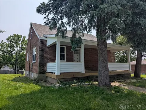 Exterior - 1565 Fulton Ave, Springfield, OH 45505 photo 4 of 5