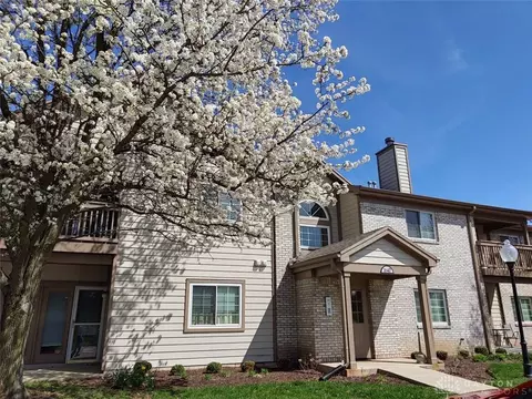1640 Piper Ln #206, Dayton, OH 45440