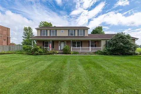 55 W Main St, Phillipsburg, OH 45354