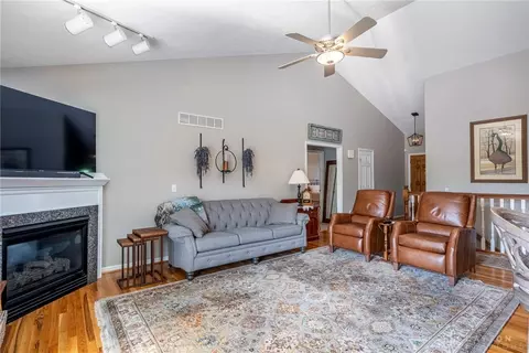 450 Mccray Blvd, Springboro, OH 45066 photo 6