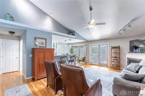 450 Mccray Blvd, Springboro, OH 45066 photo 4
