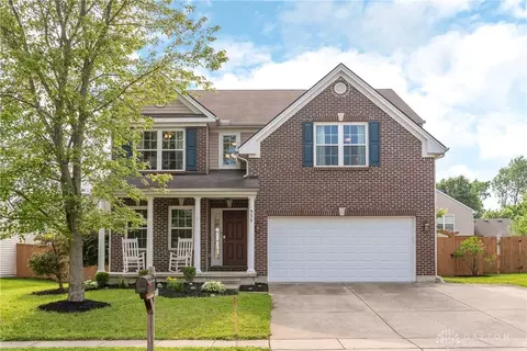 535 Chapelgate Dr, Fairborn, OH 45324