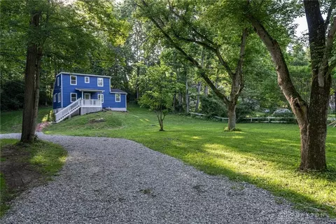 8511 Huffman Rd, New Lebanon, OH 45345