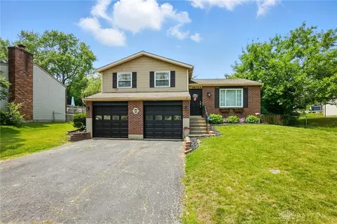9675 Pellston Way, Miamisburg, OH 45342