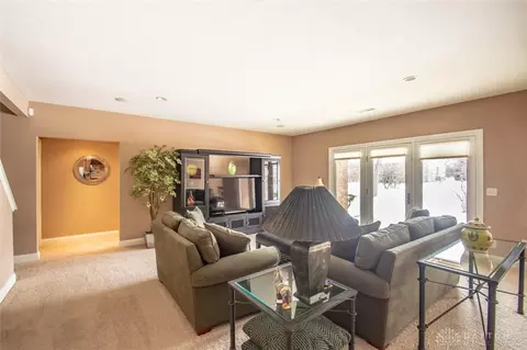 884 Eagle Run Dr, Dayton, OH 45458 photo 32