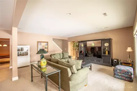 884 Eagle Run Dr, Dayton, OH 45458 photo 33