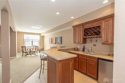884 Eagle Run Dr, Dayton, OH 45458 photo 37