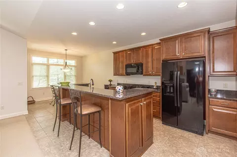 884 Eagle Run Dr, Dayton, OH 45458 photo 15