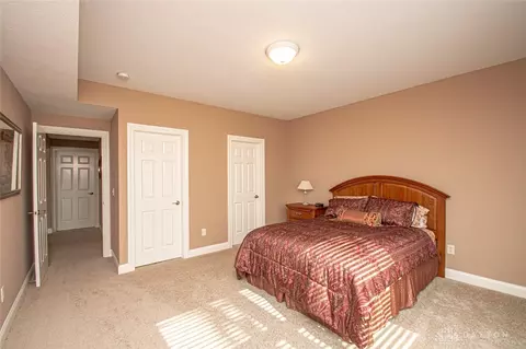 884 Eagle Run Dr, Dayton, OH 45458 photo 40