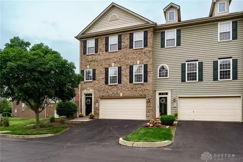 1668 Big Bear Dr, Dayton, OH 45458