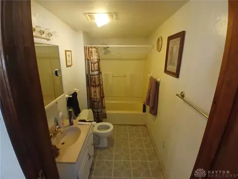 62 Omega Ave, Springfield, OH 45504 photo 3
