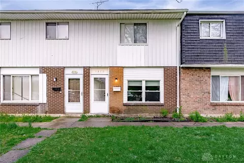 1972 Larkswood Dr, Dayton, OH 45417