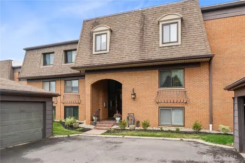 1113 Snowshoe Trl, Dayton, OH 45449