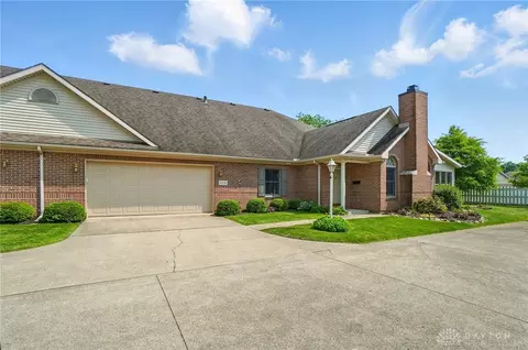 810 Brendle Trce, Springfield, OH 45503 photo 2