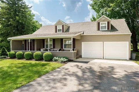 3479 Johnson Rd, Springfield, OH 45502 photo 2