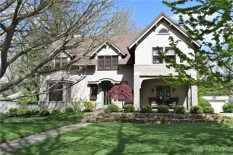 1802 N Fountain Blvd, Springfield, OH 45504