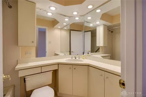Bath - 4424 Appleton Pl, Kettering, OH 45440 photo 1 of 2