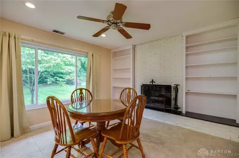 Dining - 4424 Appleton Pl, Kettering, OH 45440 photo 2 of 2