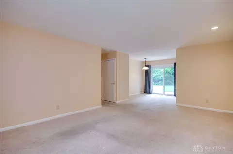 Living - 4424 Appleton Pl, Kettering, OH 45440 photo 3 of 4