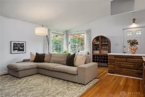 3505 Pobst Dr, Kettering, OH 45420 photo 4